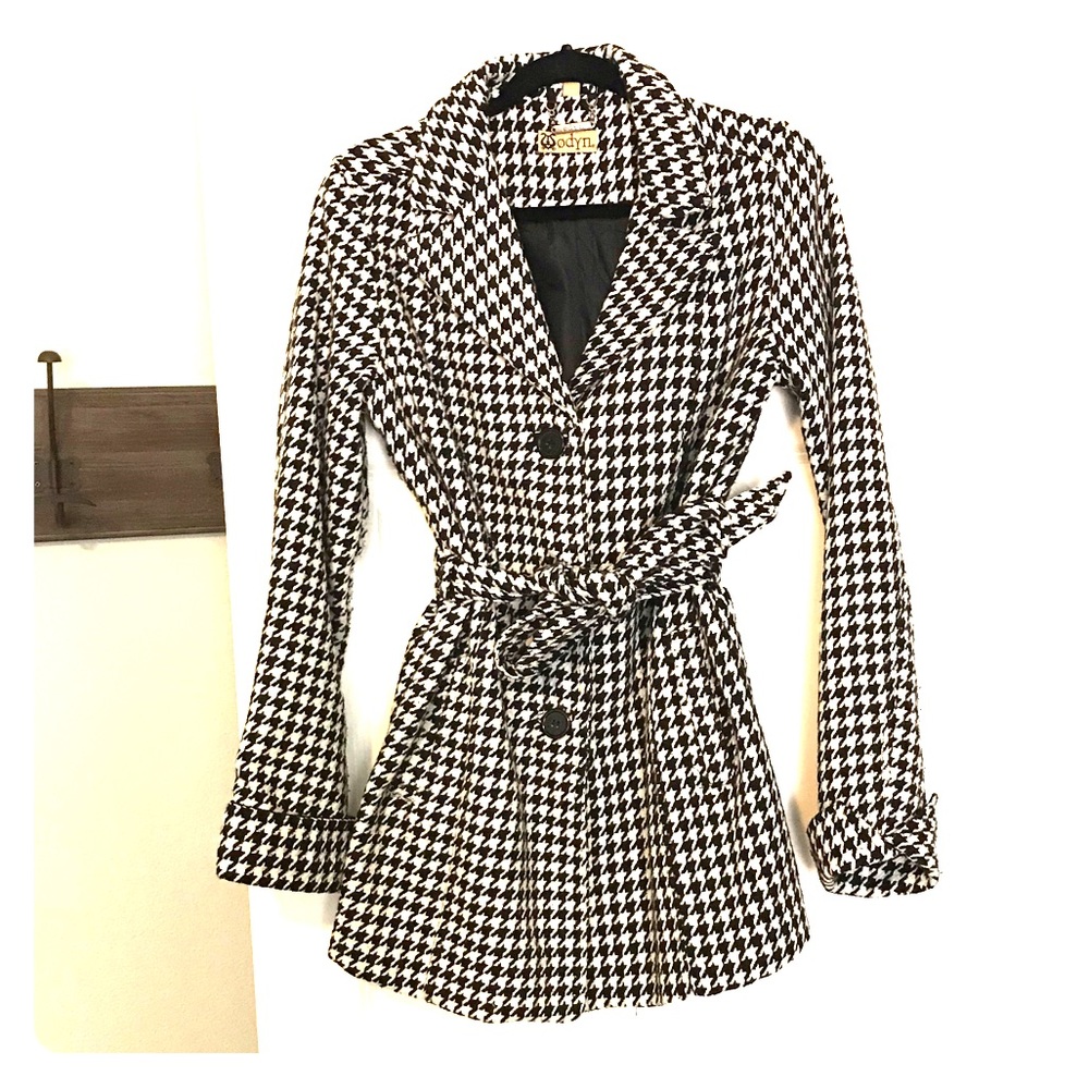 Odyn jacket- size M